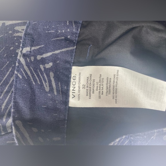 VINCE NWT Men's Blue Patterned Chino  Designer Hemp Shorts - Picture 7 of 9